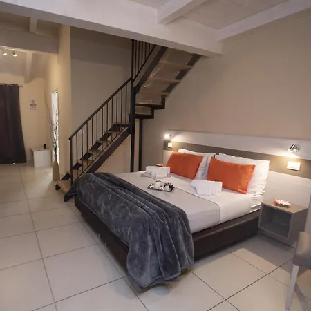 Gasthuis La Perla - & Amantea