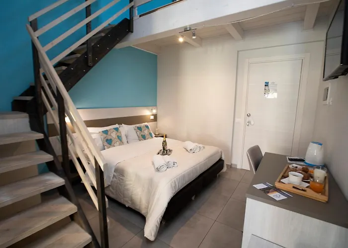 La Perla - & אמנטיאה