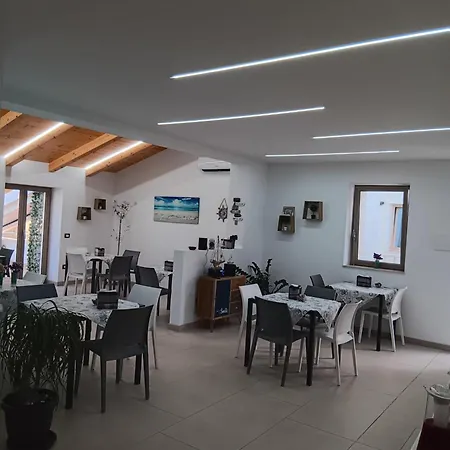 Guest house La Perla - &
