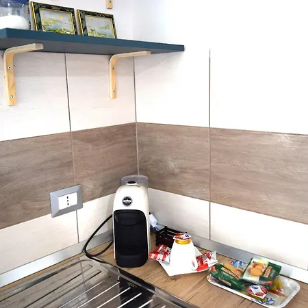 Guest house La Perla - &