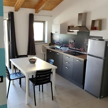 Guest house La Perla - &